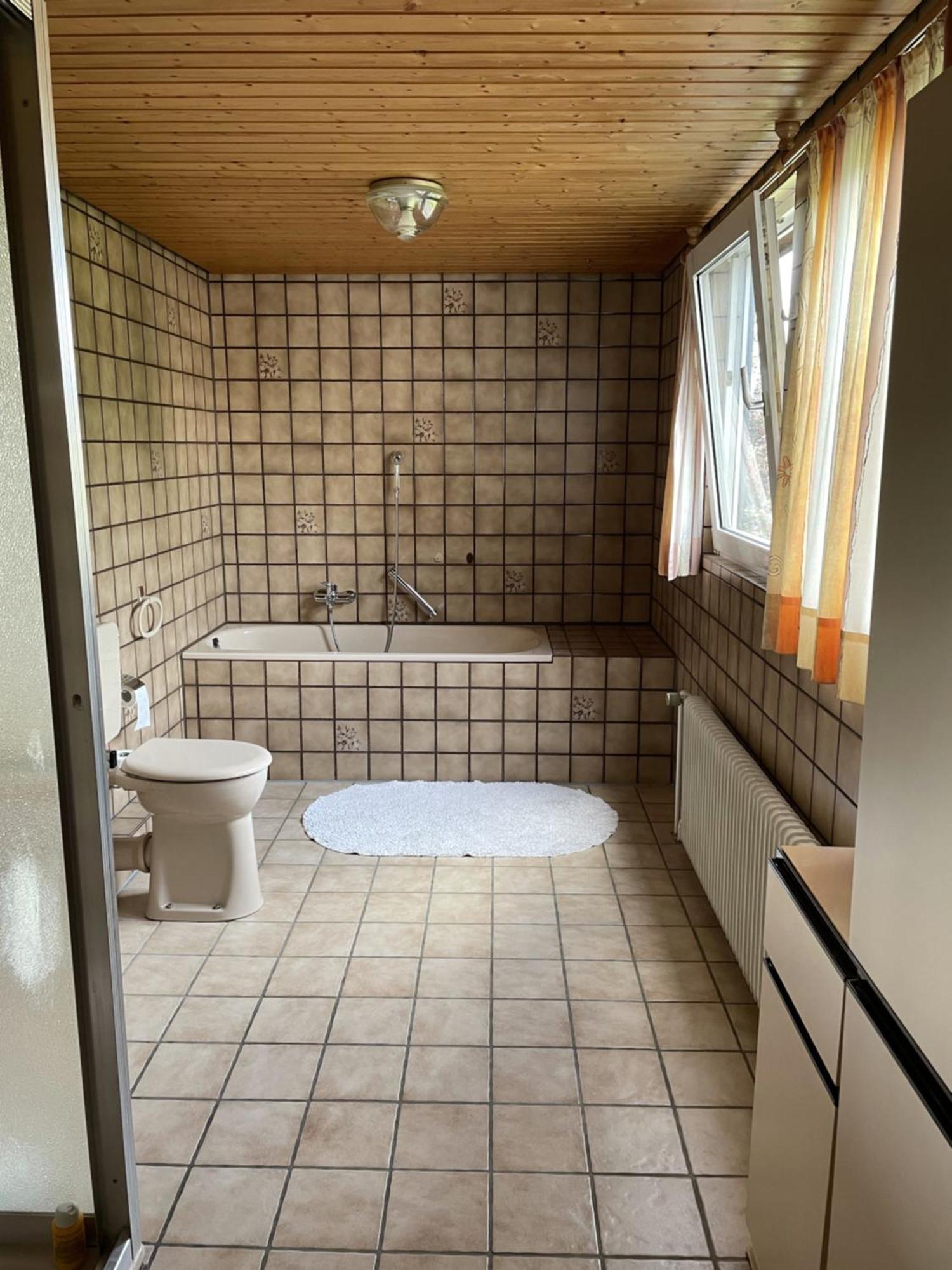 Entire House, Quiet City Location, Garden, Parking Bielefeld Eksteriør billede